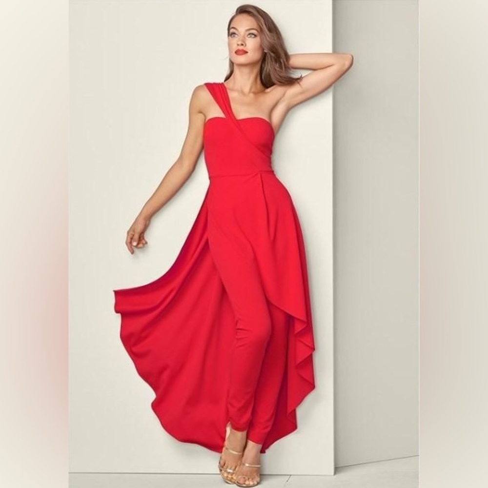 Elegant Red One-Shoulder Dress